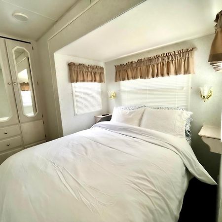 Roberts Roost Resort Quesnel Esterno foto