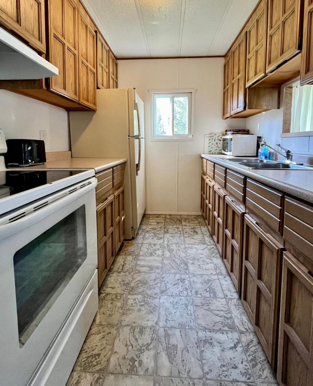 Roberts Roost Resort Quesnel Esterno foto