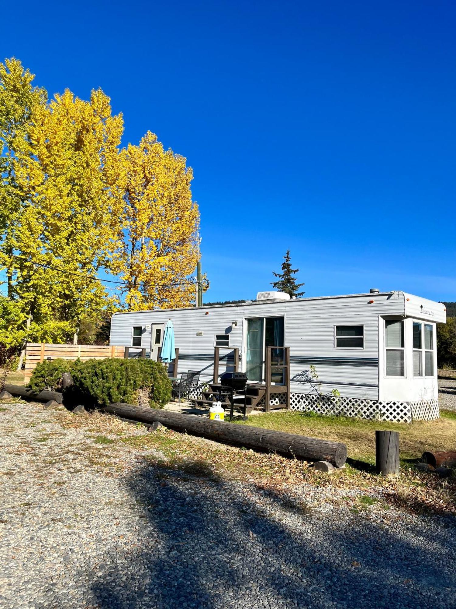 Roberts Roost Resort Quesnel Esterno foto