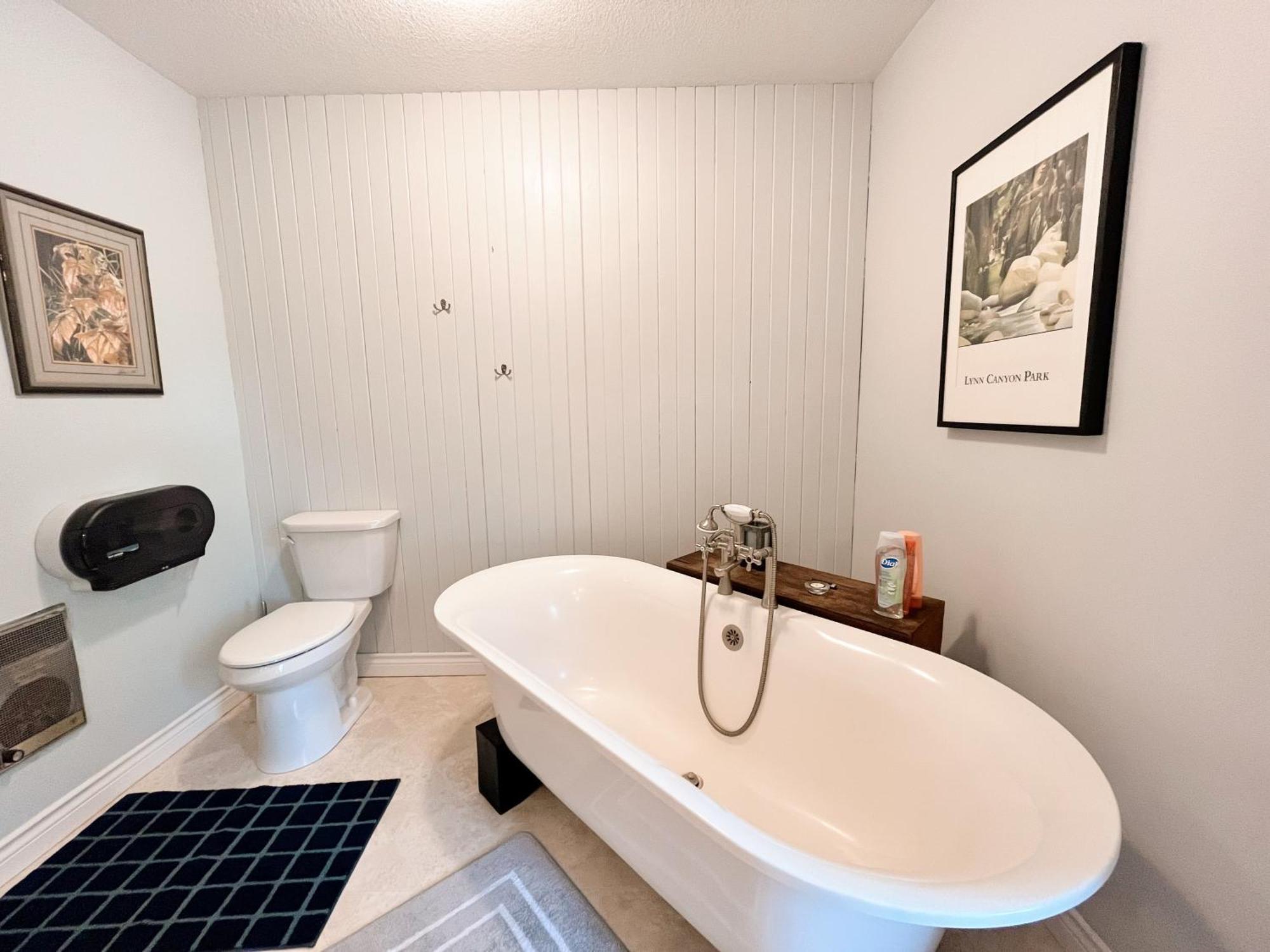 Roberts Roost Resort Quesnel Esterno foto